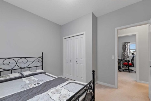 188 Savanna Grove Ne, Calgary, AB - Indoor Photo Showing Bedroom