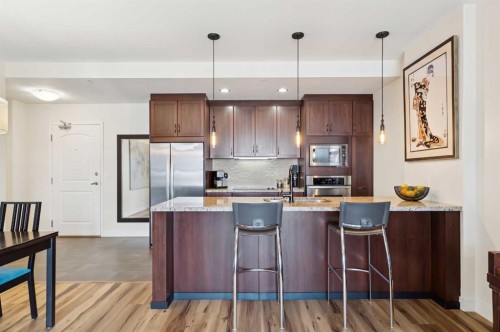 204-540 34 Street Nw, Calgary, AB - Outdoor With View