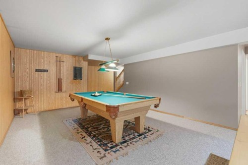 4 Inglewood Landing Se, Calgary, AB - Indoor Photo Showing Other Room