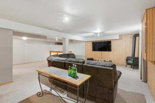 4 Inglewood Landing Se, Calgary, AB - Indoor