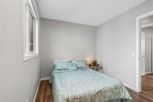 230 Mt Lorette Place Se, Calgary, AB - Indoor Photo Showing Office