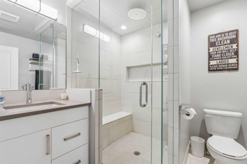 230 Mt Lorette Place Se, Calgary, AB - Indoor Photo Showing Bedroom