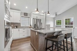 230 Mt Lorette Place SE Calgary, AB T2Z 2L9