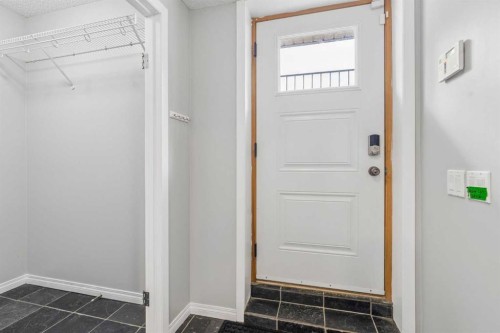 230 Mt Lorette Place Se, Calgary, AB - Outdoor