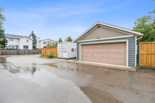 230 Mt Lorette Place Se, Calgary, AB - Outdoor With View