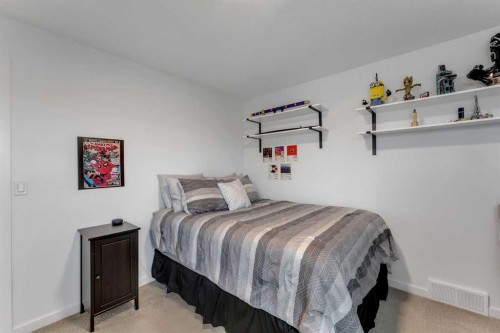 444 Lawthorn Way, Airdrie, AB - Indoor Photo Showing Bedroom