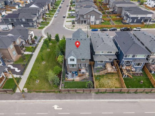 444 Lawthorn Way, Airdrie, AB - 