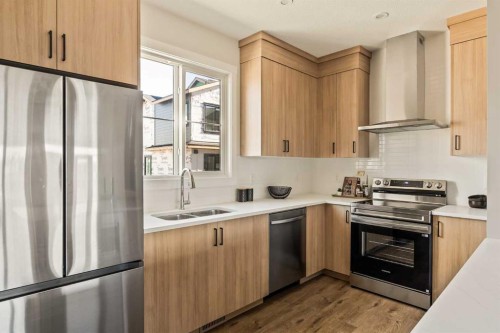 15020 Centre Street Ne, Calgary, AB - Indoor Photo Showing Kitchen With Double Sink With Upgraded Kitchen