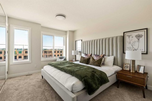 15020 Centre Street Ne, Calgary, AB - Indoor Photo Showing Bedroom