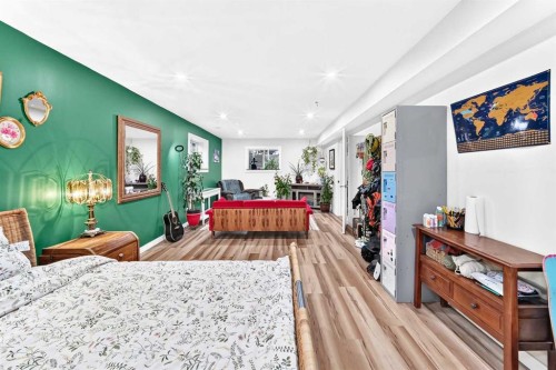 64 Sunset Square, Cochrane, AB - Indoor