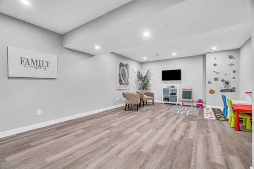 49 Creekside Avenue Sw, Calgary, AB - Indoor