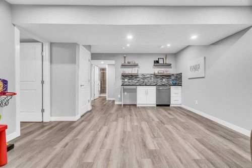 49 Creekside Avenue Sw, Calgary, AB - Indoor