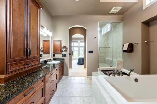 22 Tuscany Estates Crescent Nw, Calgary, AB - Indoor Photo Showing Bathroom