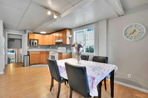 7237 Laguna Way Ne, Calgary, AB - Indoor