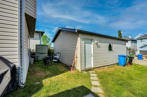 7237 Laguna Way Ne, Calgary, AB - Outdoor With Exterior