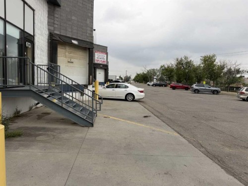 613 28 Street Ne, Calgary, AB 