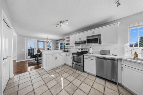 501 Patterson View Sw, Calgary, AB - Indoor Photo Showing Kitchen With Stainless Steel Kitchen