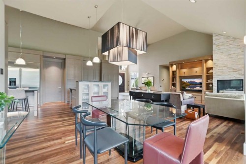 120 Lynx Ridge Road Nw, Calgary, AB - Indoor Photo Showing Dining Room