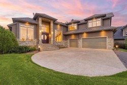 120 Lynx Ridge Road NW Calgary, AB T3L 2M4
