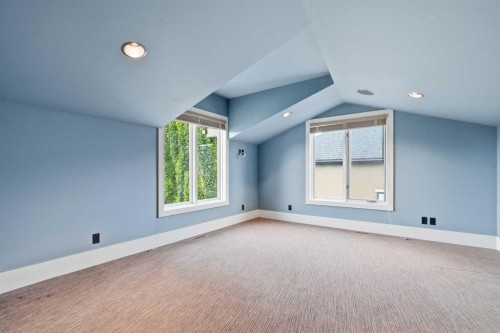 120 Lynx Ridge Road Nw, Calgary, AB - Indoor Photo Showing Other Room