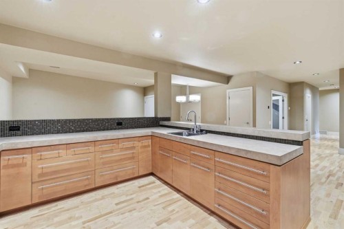 120 Lynx Ridge Road Nw, Calgary, AB - Indoor Photo Showing Other Room