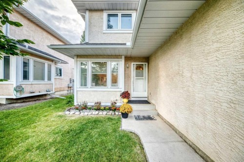 76-388 Sandarac Drive Nw, Calgary, AB - Outdoor