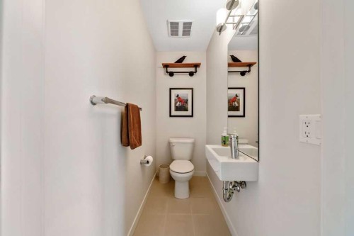 119 Sherwood Lane Nw, Calgary, AB - Indoor Photo Showing Bathroom