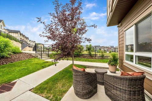119 Sherwood Lane Nw, Calgary, AB - Outdoor