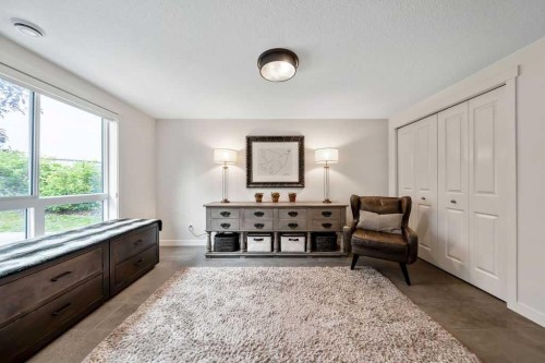 119 Sherwood Lane Nw, Calgary, AB - Indoor