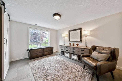 119 Sherwood Lane Nw, Calgary, AB - Indoor