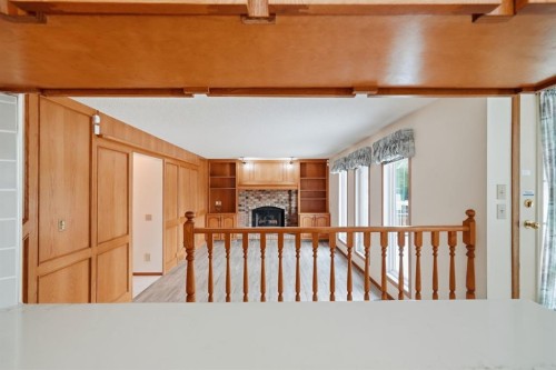 61 Shannon Crescent Sw, Calgary, AB - Indoor Photo Showing Other Room