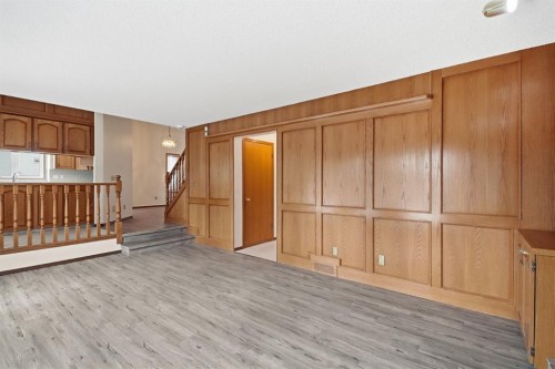61 Shannon Crescent Sw, Calgary, AB - Indoor