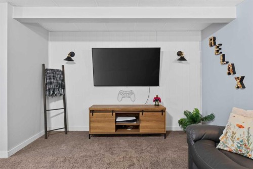 21 Morningside Bay Sw, Airdrie, AB - Indoor