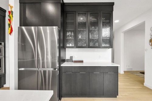406 Rowley Way Nw, Calgary, AB - Indoor