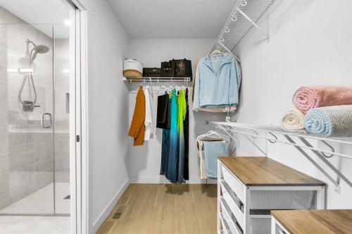 406 Rowley Way Nw, Calgary, AB - Indoor