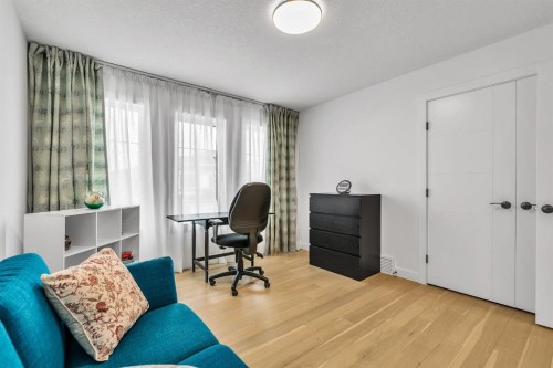 406 Rowley Way Nw, Calgary, AB - Indoor