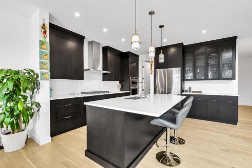 406 Rowley Way Nw, Calgary, AB - Indoor Photo Showing Kitchen With Upgraded Kitchen