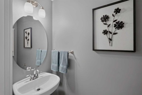 139 Nolanshire Point Nw, Calgary, AB - Indoor Photo Showing Bathroom
