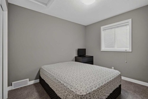 139 Nolanshire Point Nw, Calgary, AB - Indoor Photo Showing Bedroom