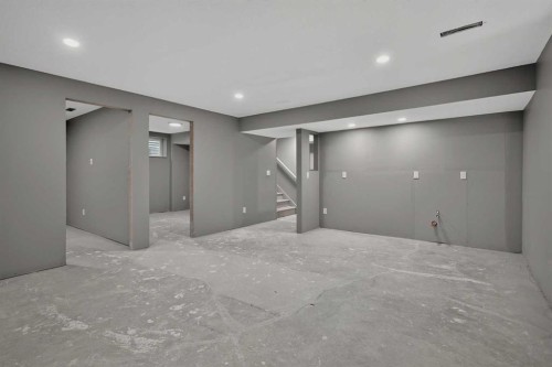 139 Nolanshire Point Nw, Calgary, AB - Indoor Photo Showing Other Room