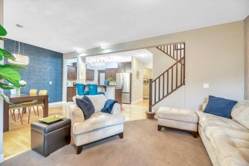 13 Cranberry Avenue Se, Calgary, AB - Indoor Photo Showing Living Room