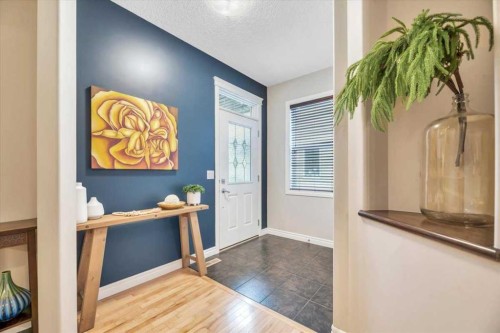 13 Cranberry Avenue Se, Calgary, AB - Indoor Photo Showing Other Room
