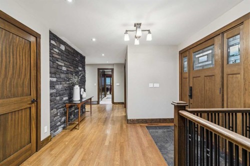 23 Bay View Drive Sw, Calgary, AB - Indoor Photo Showing Other Room