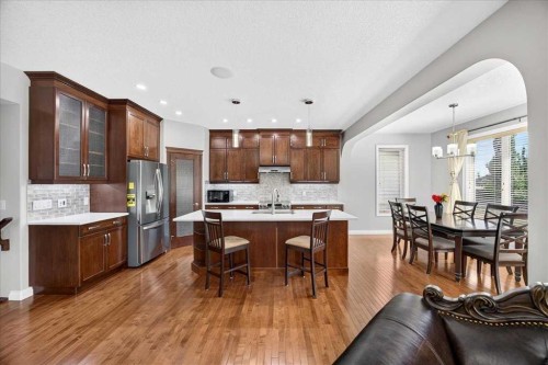 25 Sherwood Close Nw, Calgary, AB 