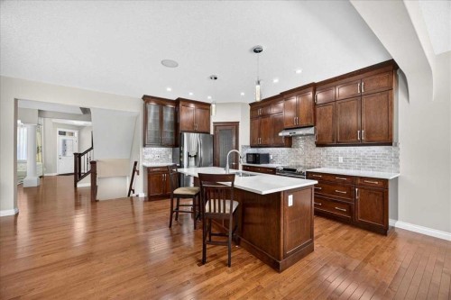 25 Sherwood Close Nw, Calgary, AB 