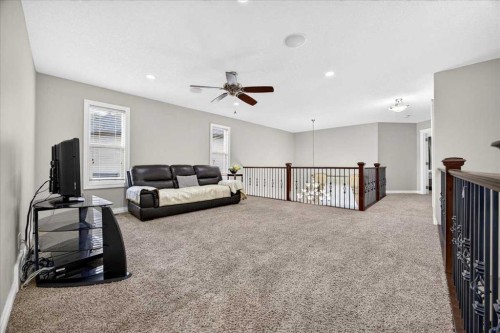 25 Sherwood Close Nw, Calgary, AB 