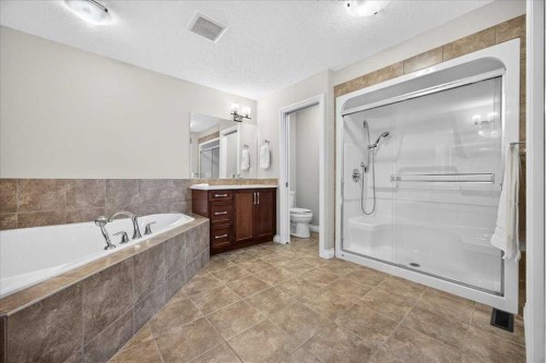 25 Sherwood Close Nw, Calgary, AB 
