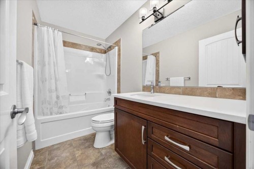 25 Sherwood Close Nw, Calgary, AB 