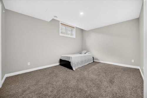 25 Sherwood Close Nw, Calgary, AB 