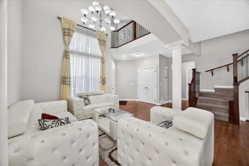25 Sherwood Close Nw, Calgary, AB 